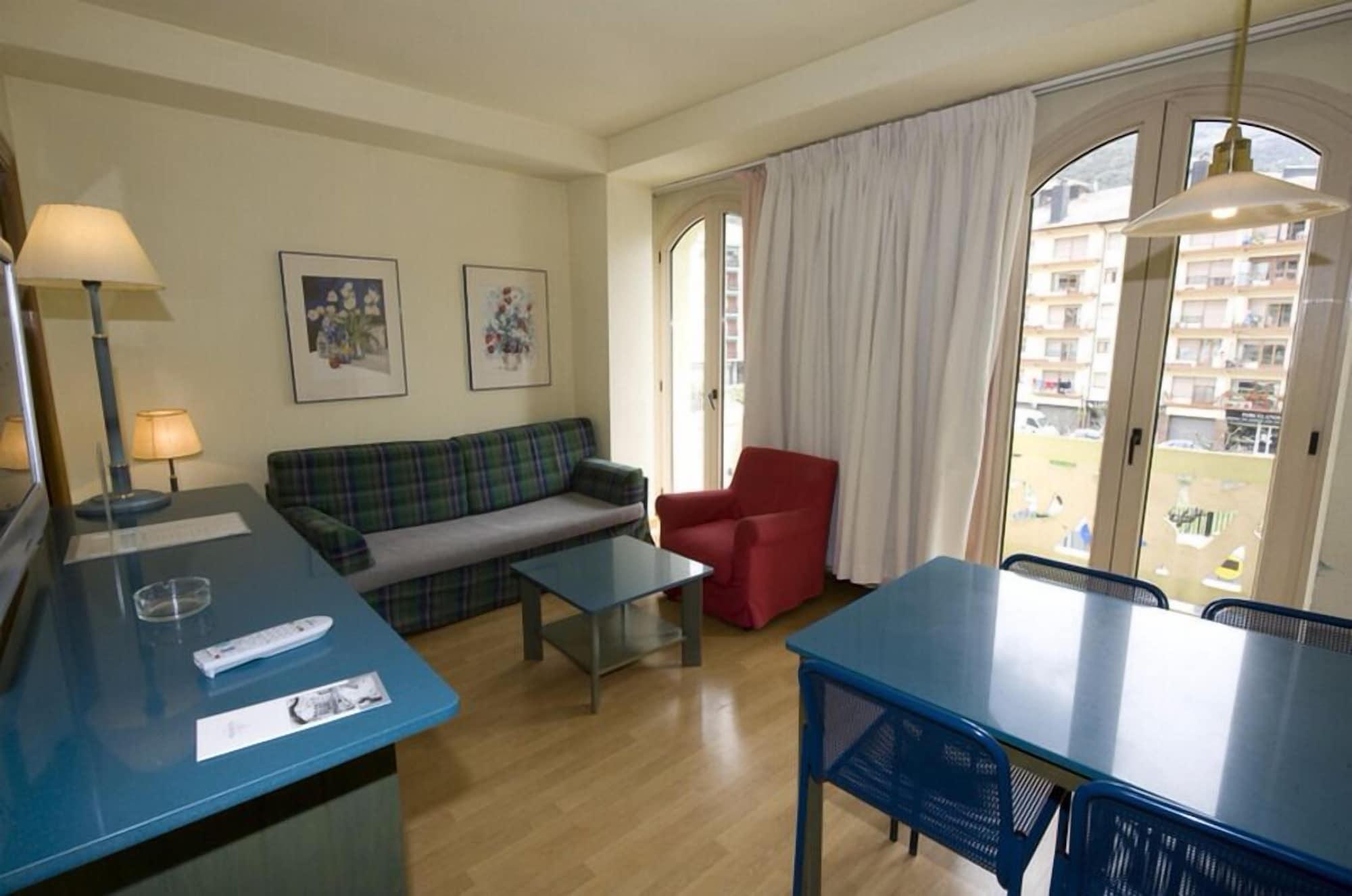 Apartamentos Pessets Adelaida Sort Kültér fotó