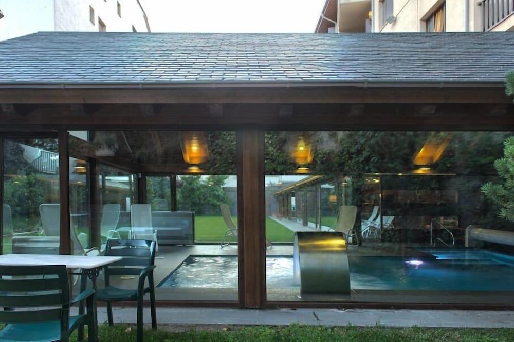 Apartamentos Pessets Adelaida Sort Kültér fotó