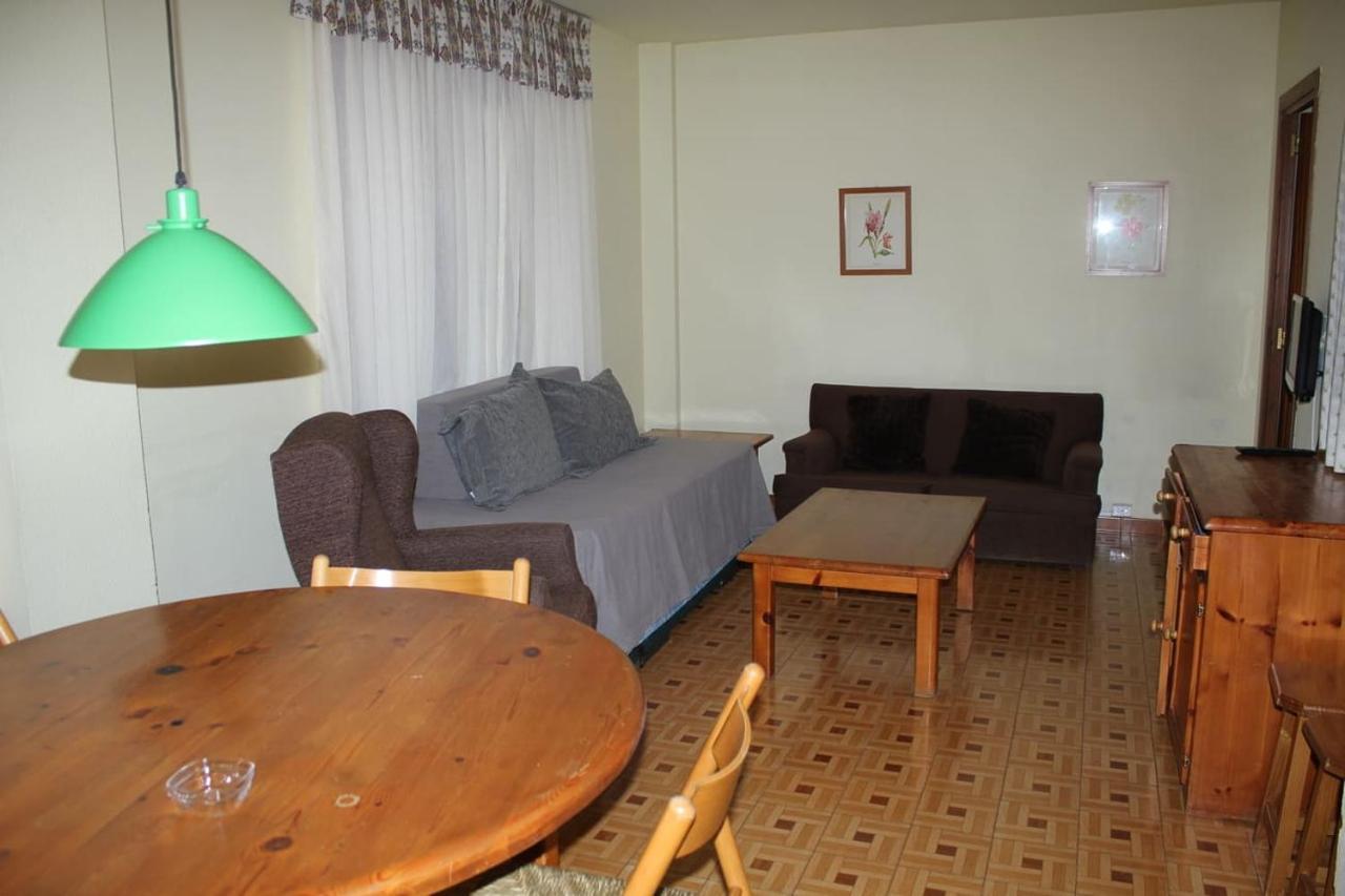 Apartamentos Pessets Adelaida Sort Kültér fotó