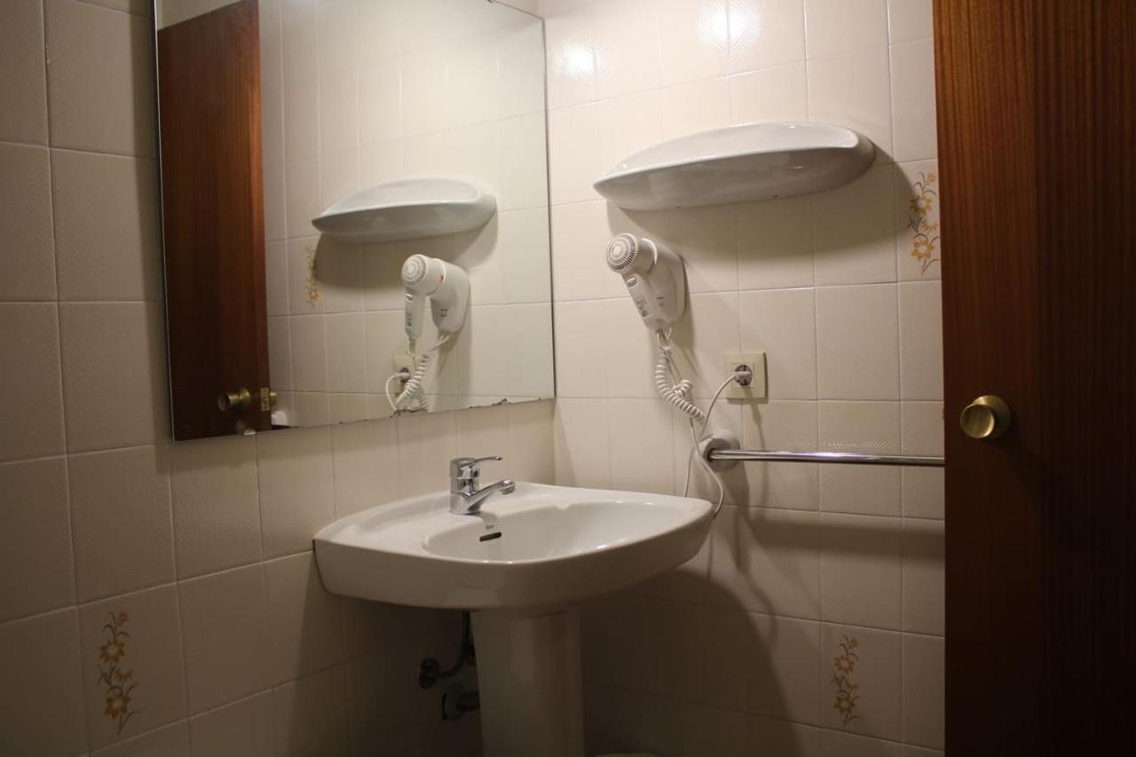Apartamentos Pessets Adelaida Sort Kültér fotó